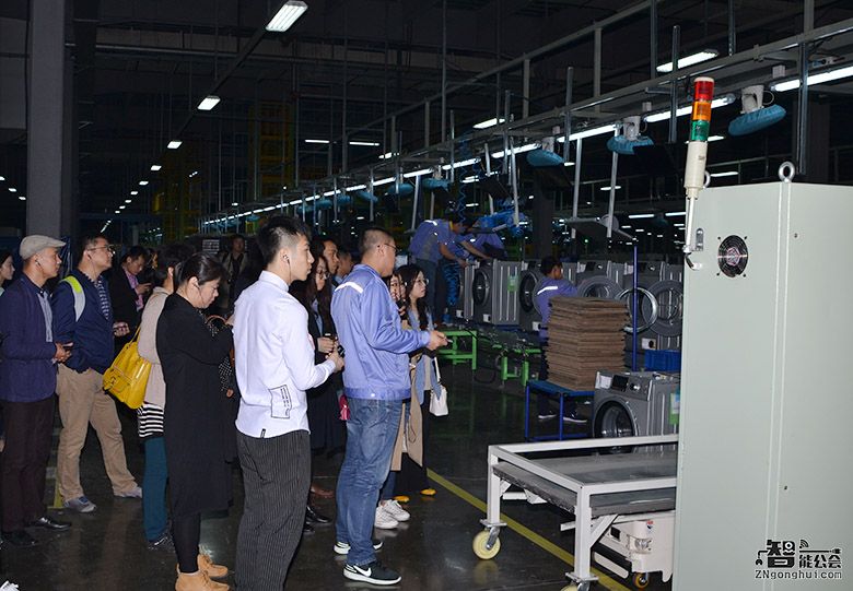 发现 ！美的智造产业变革力量背后的秘密 智能公会