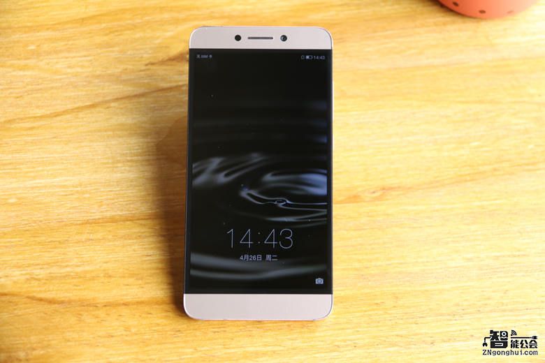 乐2 千元机中的战斗机 拆箱图赏 智能公会