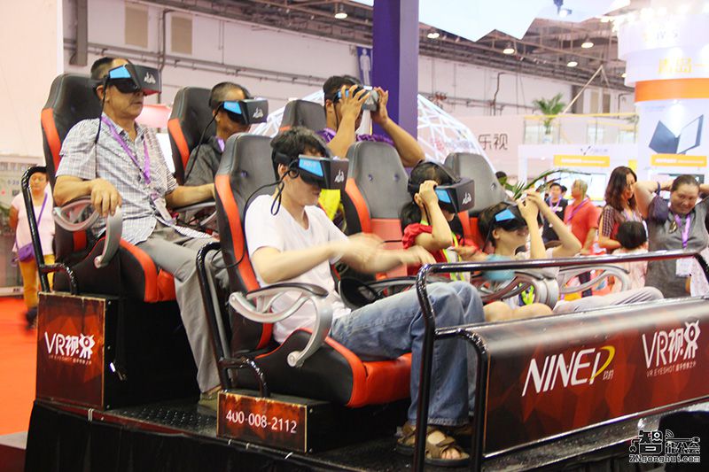 机器人都打起来了！青岛电博会出了啥状况？ 智能公会