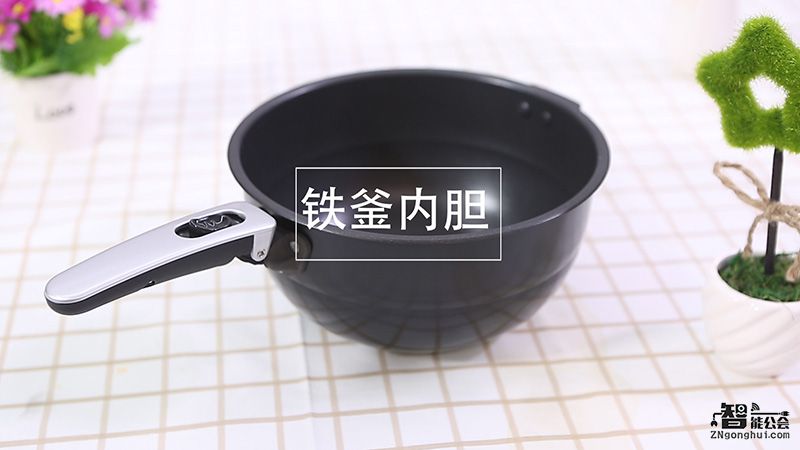 年轻人的私家保姆 2016最热三款炒菜机横向评测 智能公会