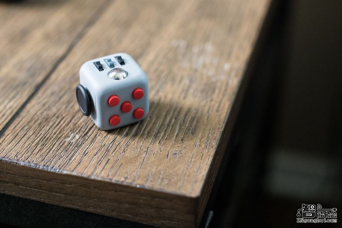 左手OR右手？手瘾成痴怎么破？“它”能助你摆脱瘾症！ 智能公会