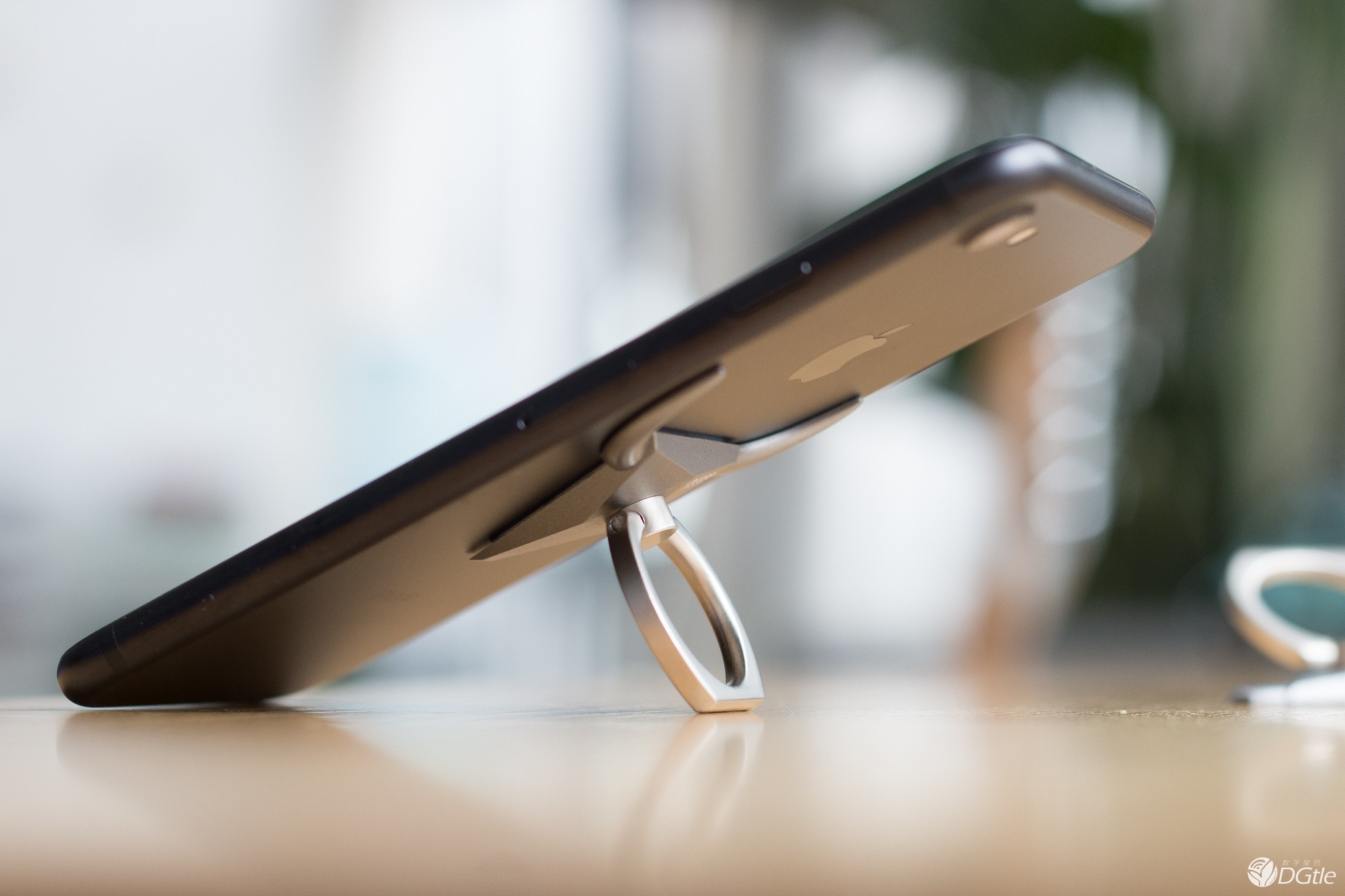 手滑星人的救星 bcase公牛手机指环支架 手滑星人的救星 bcase公牛手机指环支架 智能公会