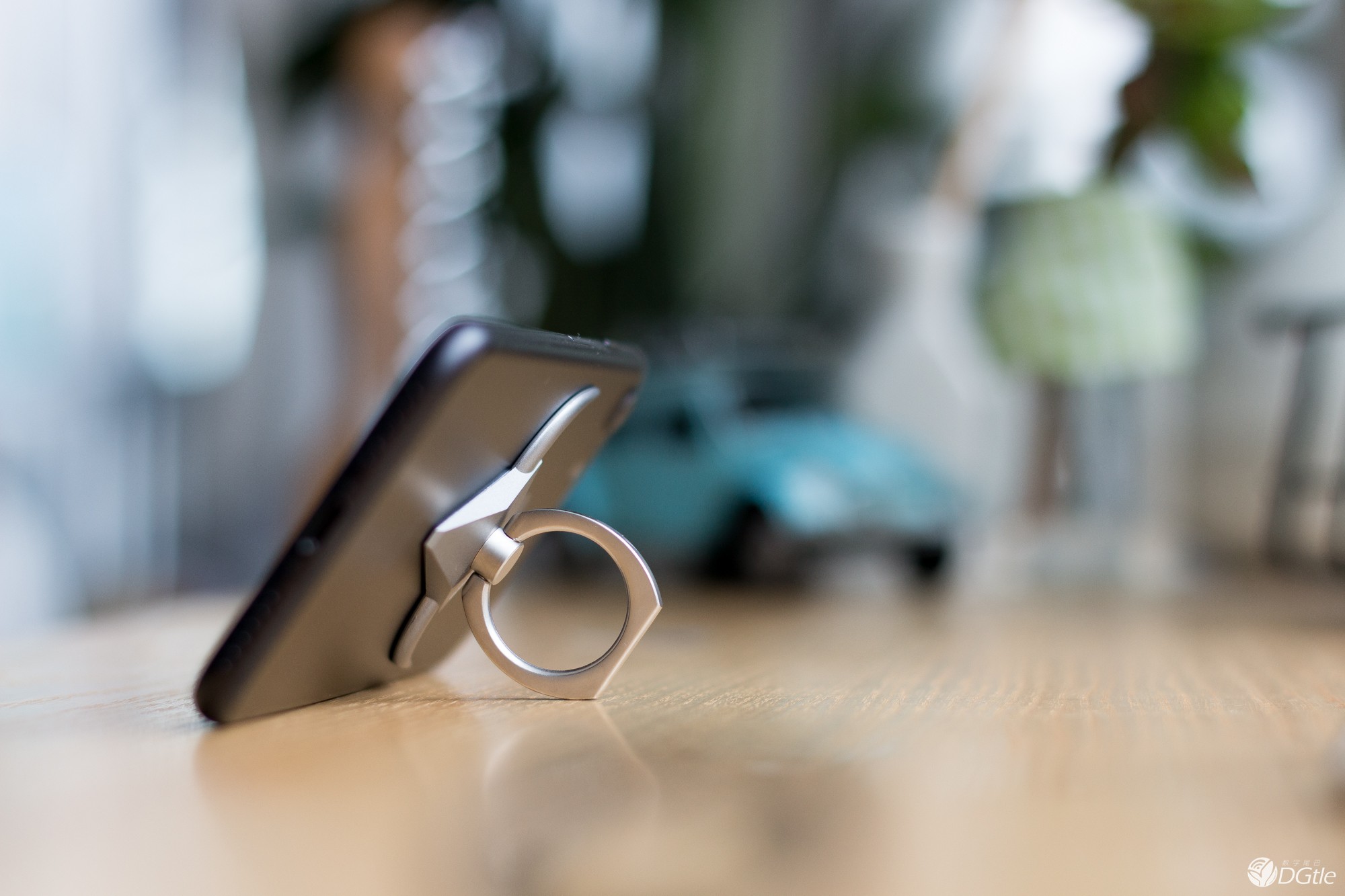 手滑星人的救星 bcase公牛手机指环支架 手滑星人的救星 bcase公牛手机指环支架 智能公会