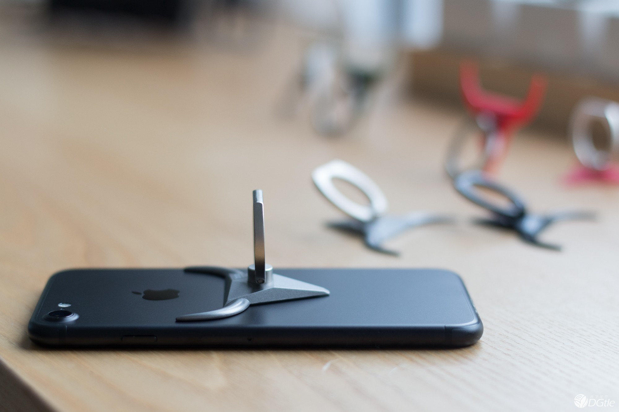 手滑星人的救星 bcase公牛手机指环支架 手滑星人的救星 bcase公牛手机指环支架 智能公会