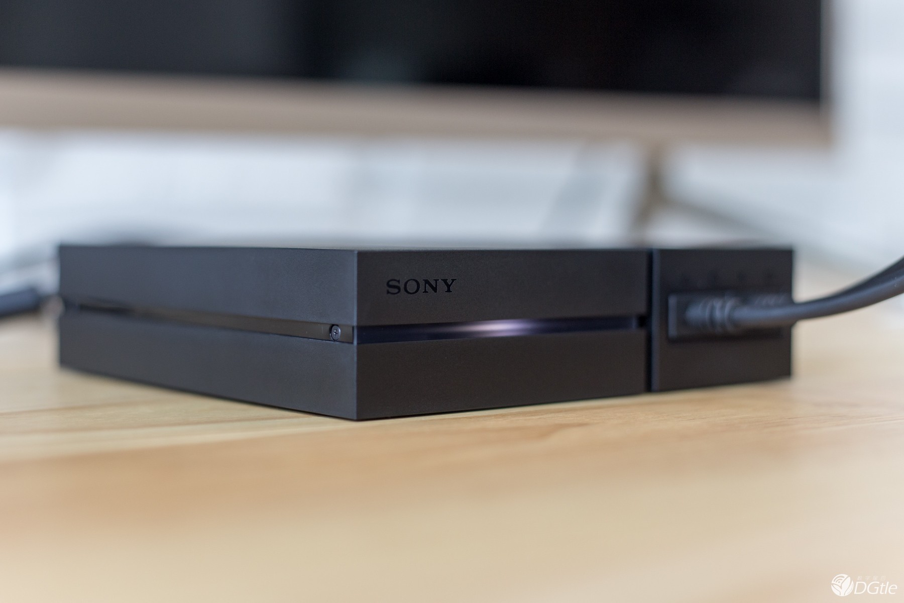 一面理想 一面现实  PlayStation VR深度体验 智能公会