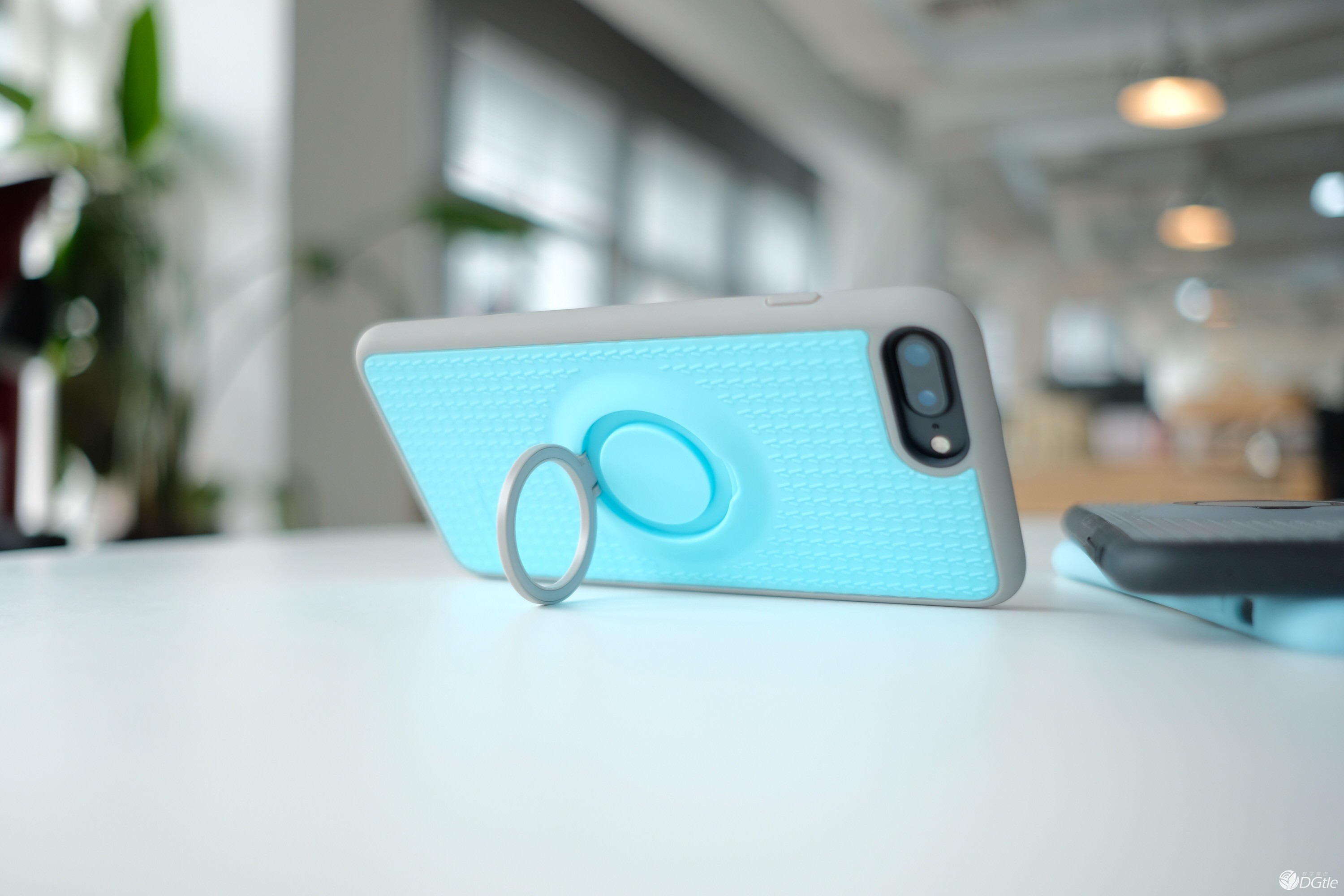 来自热带的灵感 邦克仕Tropico保护壳轻体验 智能公会