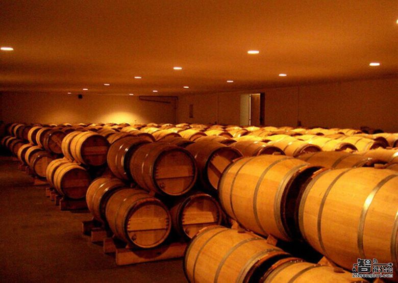 视频 | 没有压缩机的卡萨帝酒柜是否可以媲美酒窖  智能公会