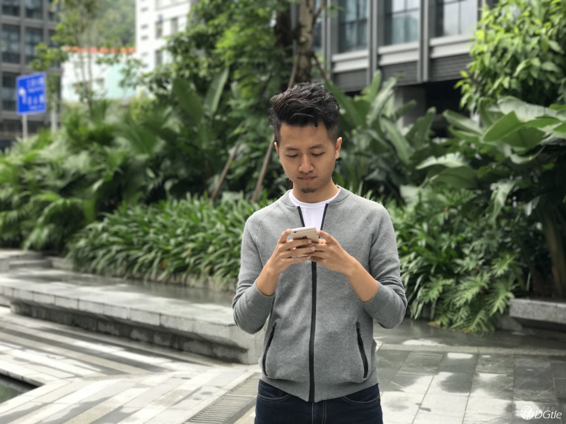 双摄之争 华为Mate 9与iPhone 7 Plus拍照对比 智能公会
