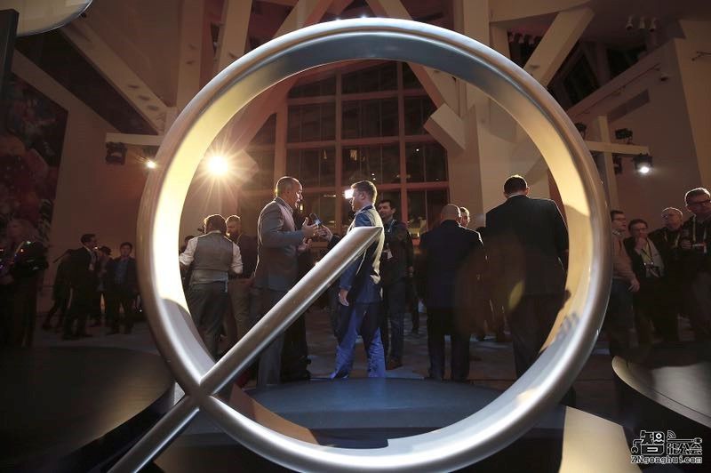 CES大SHOW开展，三星展台成最强台风眼 智能公会