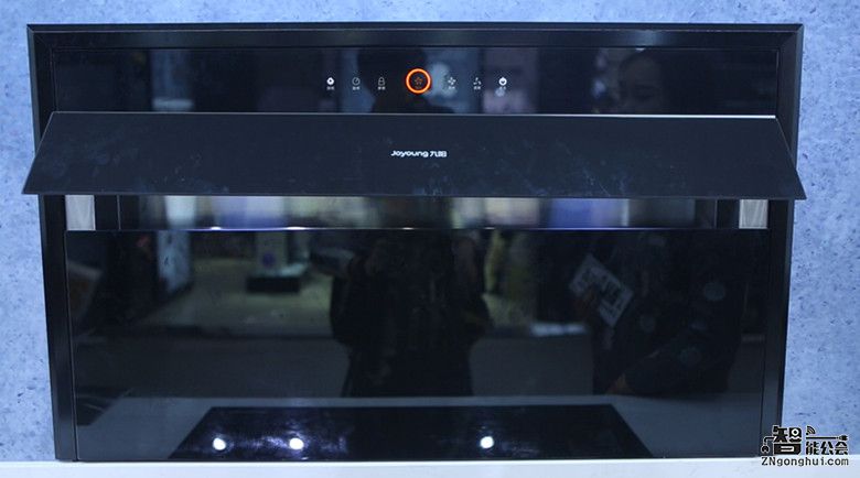 九阳竟然有会隐形的油烟机和会上天的净水器？ 智能公会