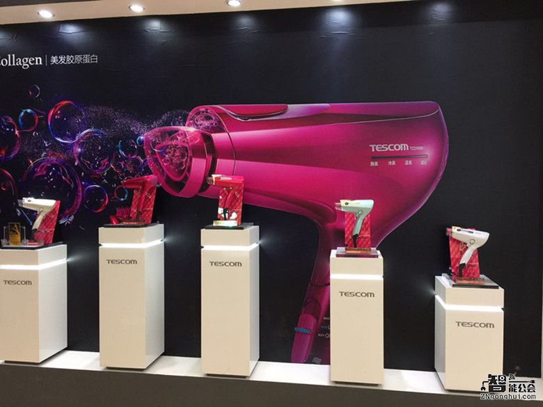 [AWE]懒人最爱~Neato智能扫地机器人 智能公会