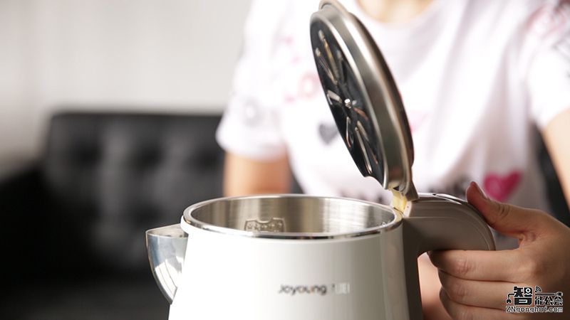 再忙也要记得喝热水！一款集美貌、才华于一身的电水壶 智能公会