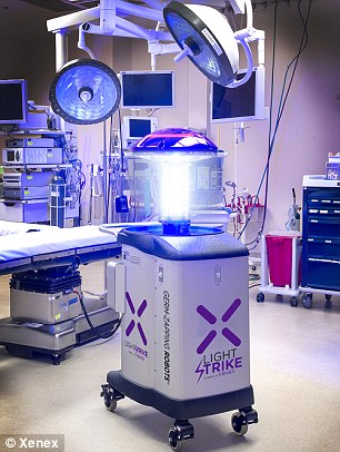 流感季来临 美公立学校启用机器人消灭细菌 智能公会