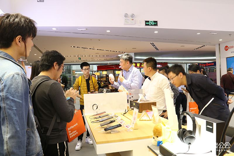 联想智慧零售从产品定义、销售到自建渠道开启零售新业态 智能公会