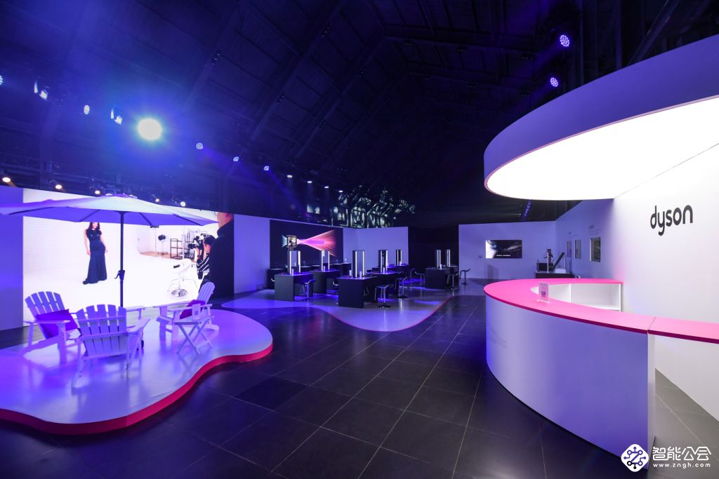 每秒产生41升强劲均匀气流 戴森吹风机黑科技你肯定没见过 智能公会