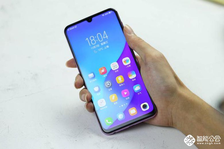 vivo、华为诠释全面屏美学，网友：价格差了一部小米不止 智能公会