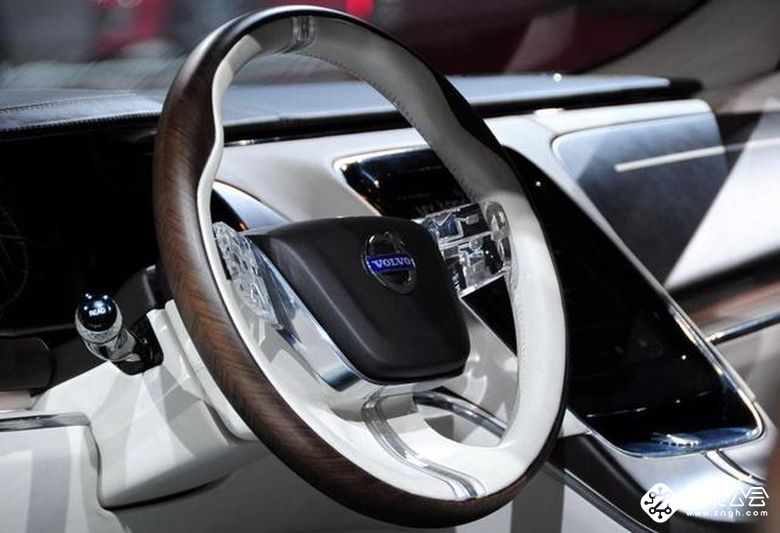 开出去绝对不会丢面子的一款车，细节上特别的高档 智能公会