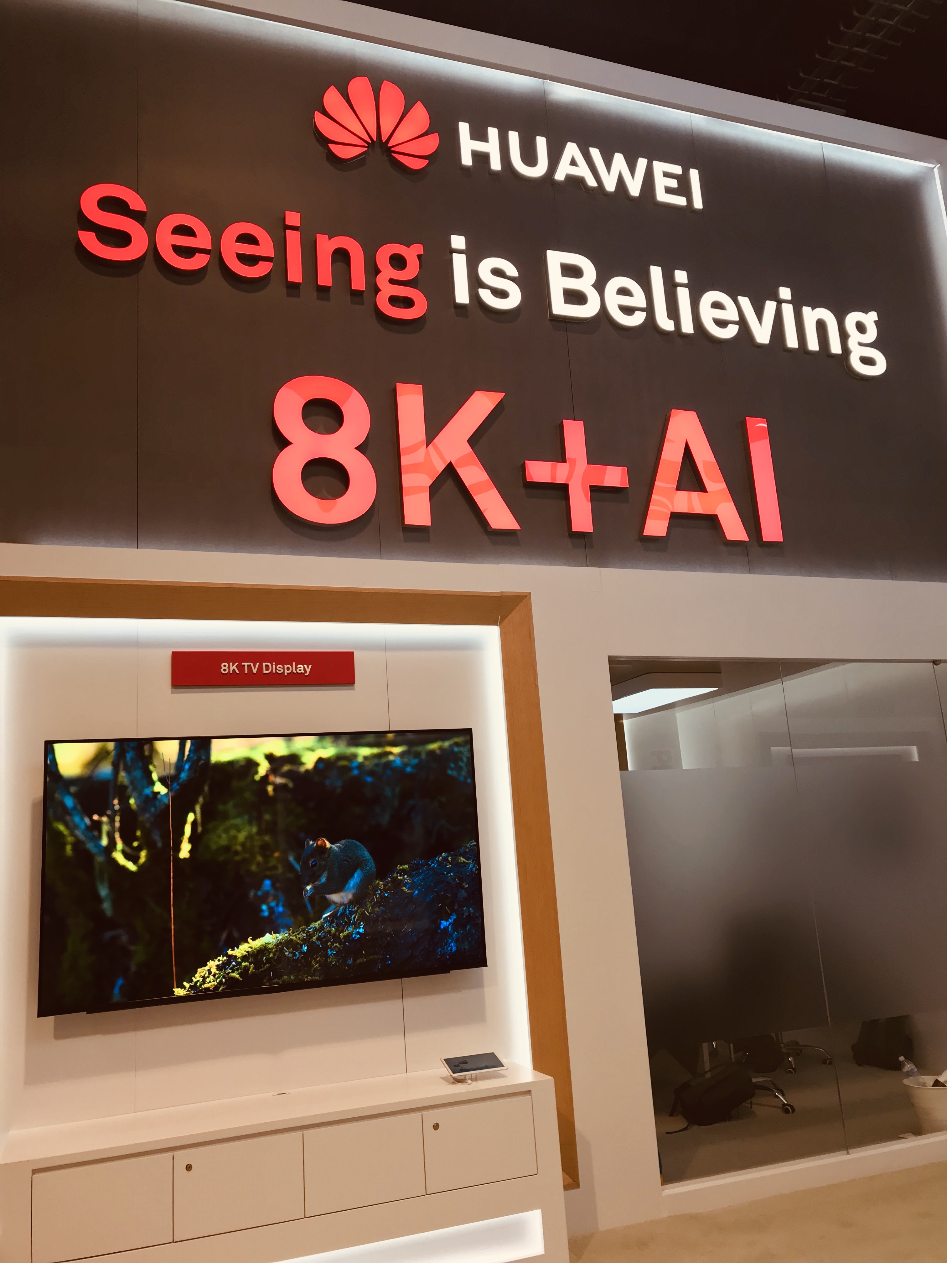 华为电视真机曝光 但华为更想做的是“小米智能家居” 智能公会