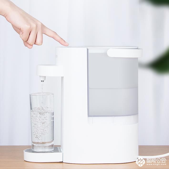 Ipad mini大小的饮水机拯救懒于喝水的你，想要几度要几度 智能公会