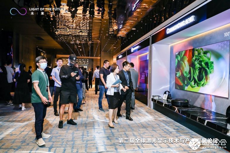 大数据显示：激光电视正在攻占年轻人客厅 智能公会