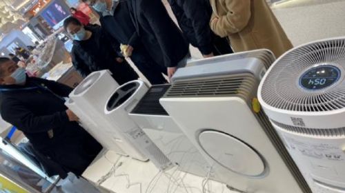 现场直击:北京现强沙尘暴,商家把空净搬到店门口 现场直击:北京现强沙尘暴,商家把空净搬到店门口 智能公会