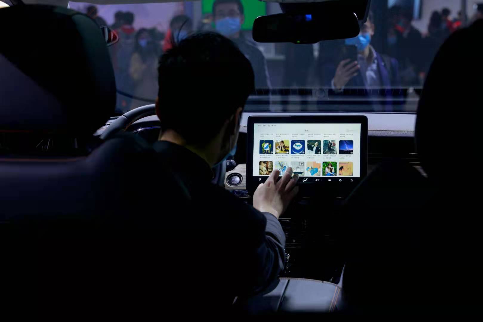 创维集团携5G应用场景及智能人居亮相AWE2021 智能公会