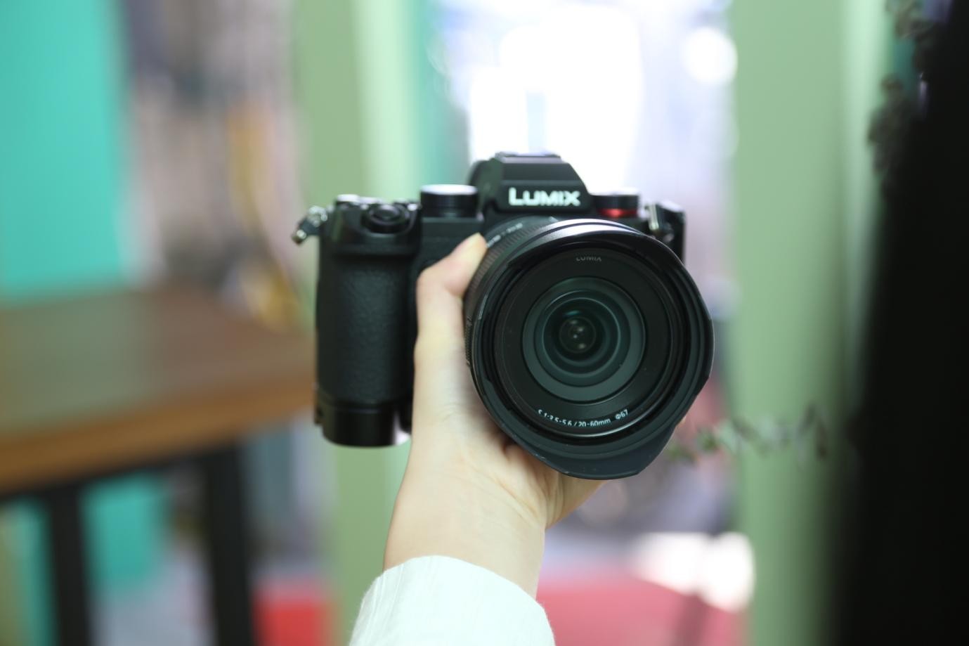 松下s5为什么选20-60mm作为套机头？ 智能公会