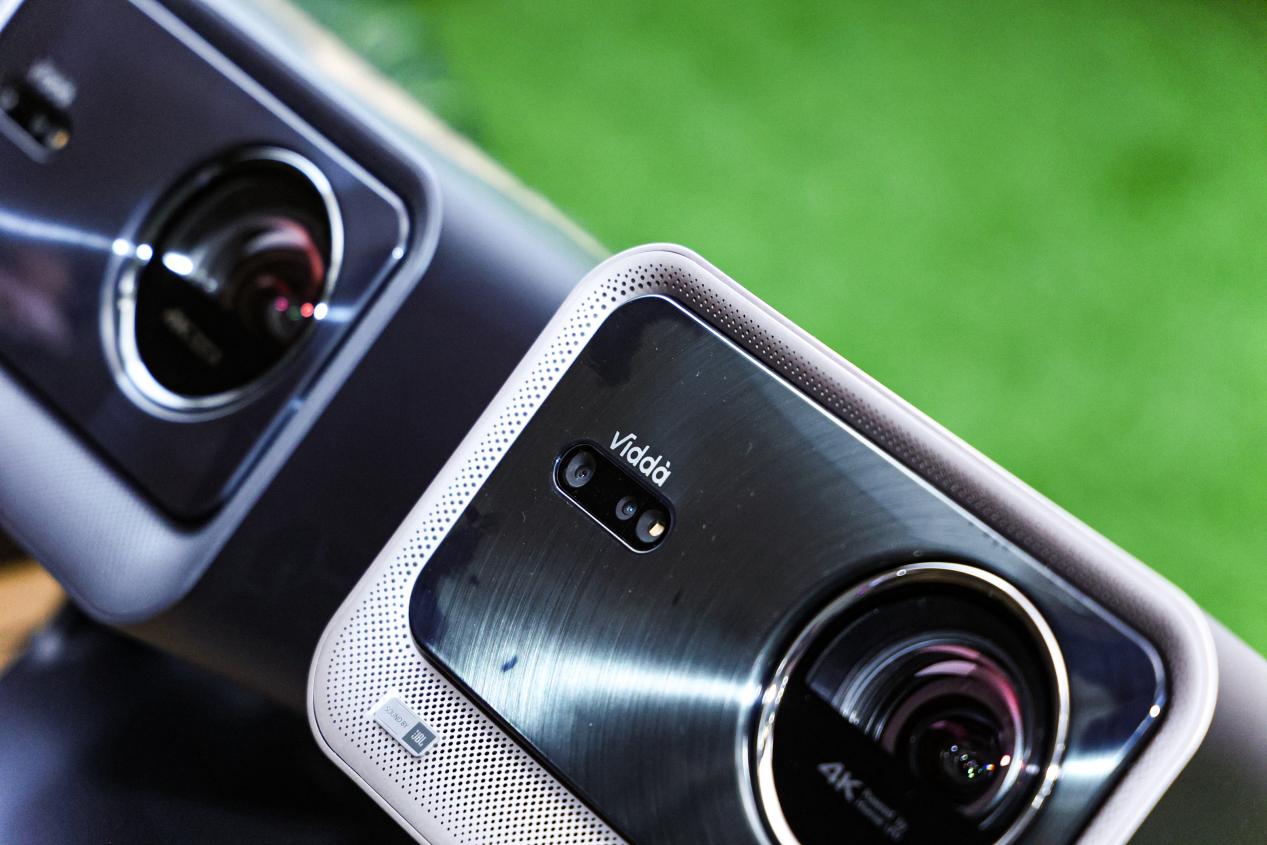 “向新”发展赋予激光显示行业无限活力，150吋海信激光电视即将量产 智能公会