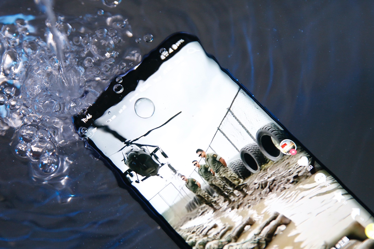 军工防护+Pantone美学=实用主义最优解？15天真实体验 智能公会