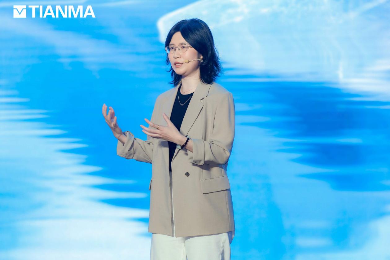 天马发布“天工屏”：从“硬件制造”到“感官体验创造者”，中国显示技术点亮全球 智能公会