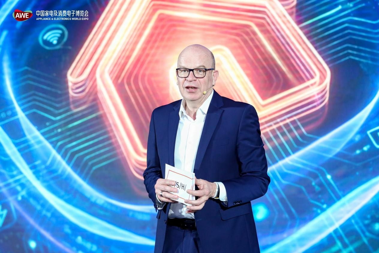 AI重构人居未来,2026AWE高峰论坛全景解读“未来家” AI重构人居未来,2026AWE高峰论坛全景解读“未来家” 智能公会