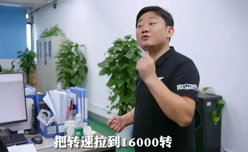 从修车学徒到干翻杜卡迪：张雪用20年告诉世界，中国机车不是只有“便宜货” 智能公会